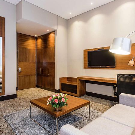 Hotel Doubletree By Hilton Bogota Parque 93 Esterno foto