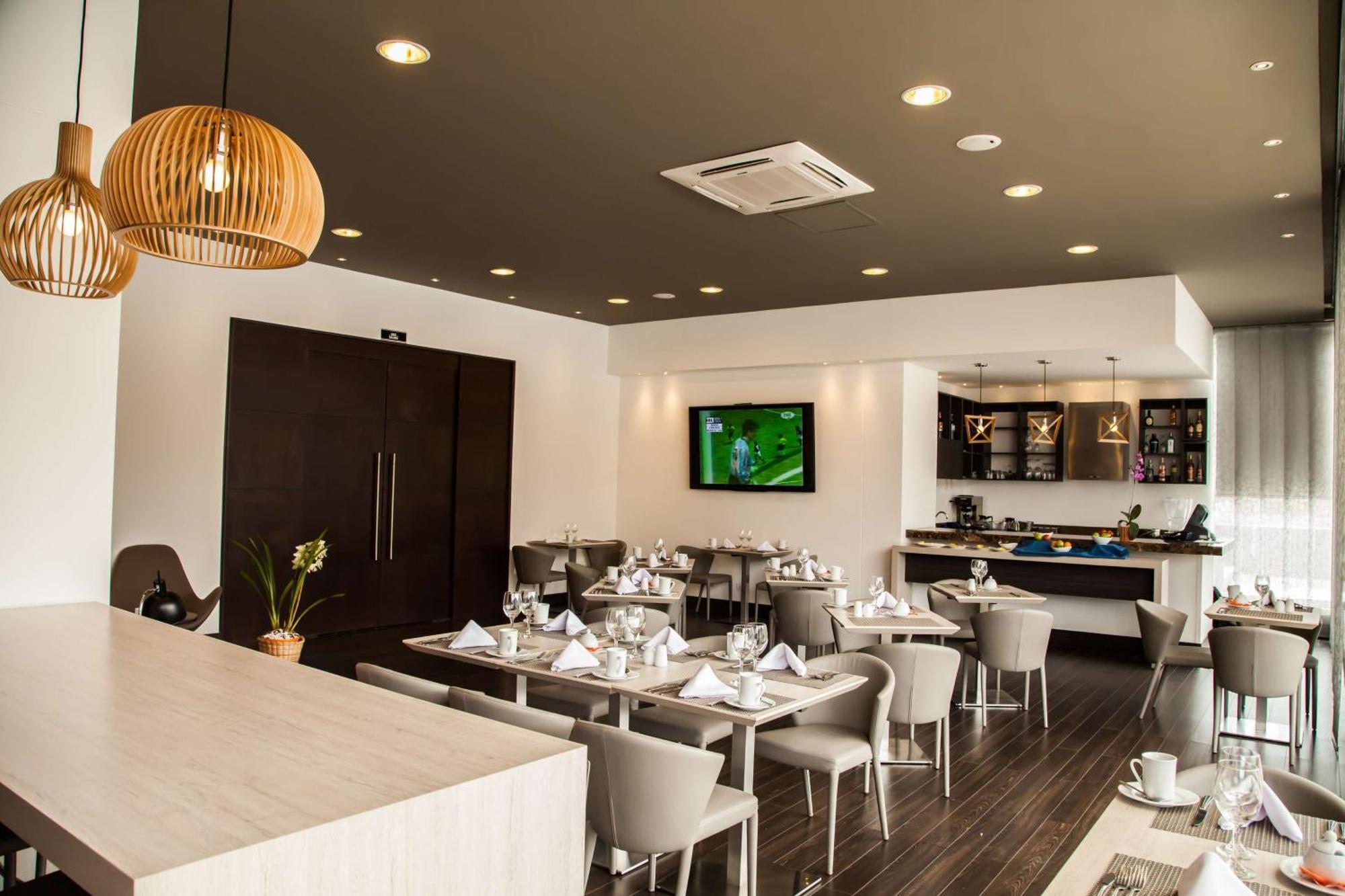 Hotel Doubletree By Hilton Bogota Parque 93 Esterno foto