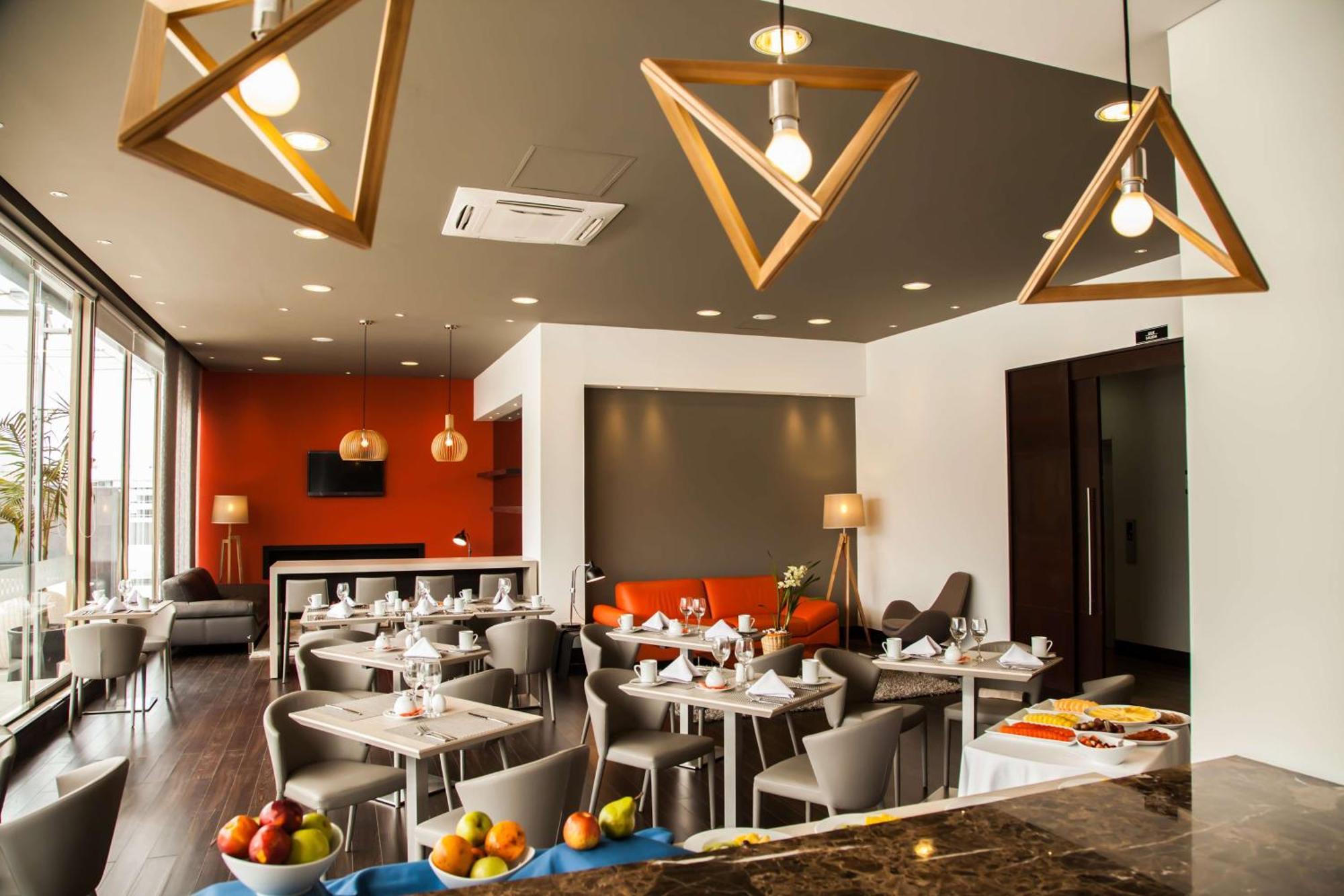 Hotel Doubletree By Hilton Bogota Parque 93 Esterno foto