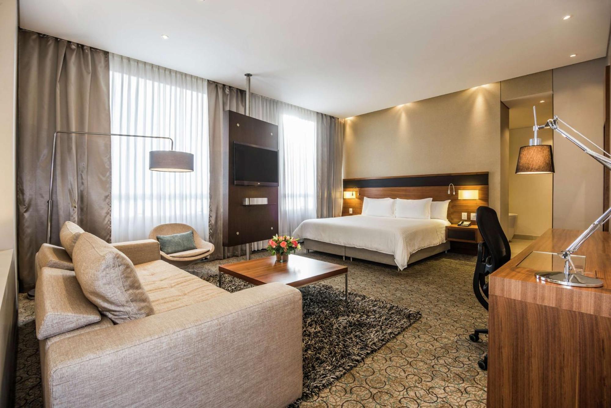 Hotel Doubletree By Hilton Bogota Parque 93 Esterno foto