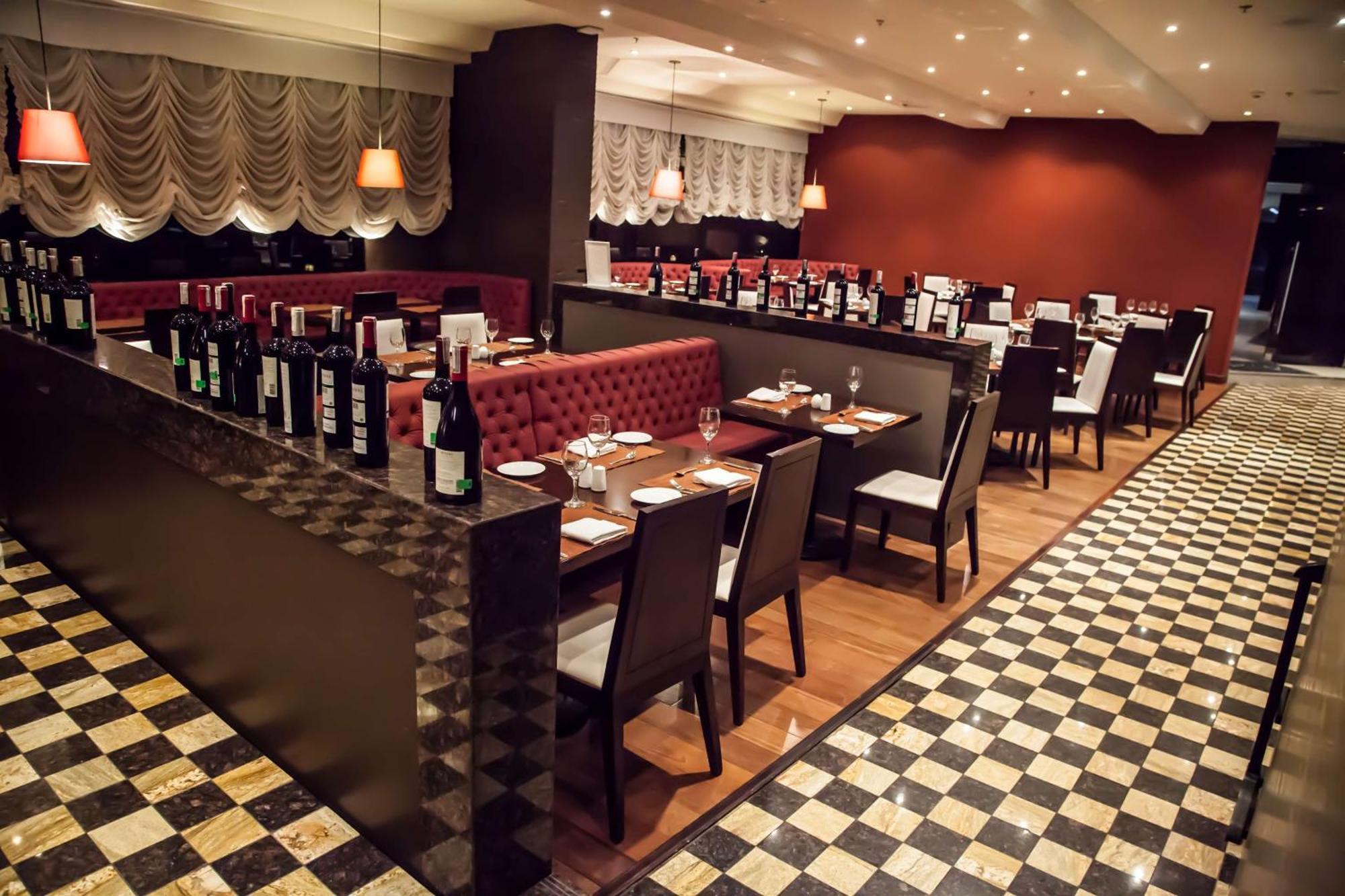 Hotel Doubletree By Hilton Bogota Parque 93 Esterno foto