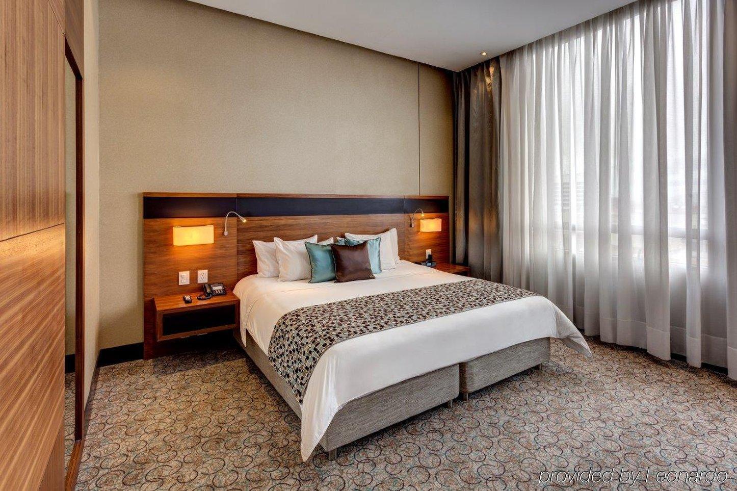 Hotel Doubletree By Hilton Bogota Parque 93 Esterno foto