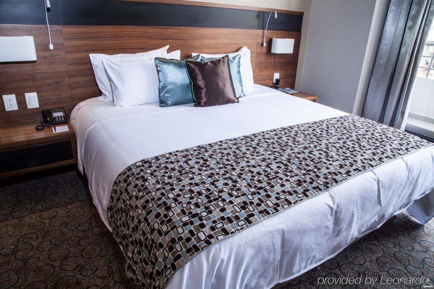 Hotel Doubletree By Hilton Bogota Parque 93 Esterno foto