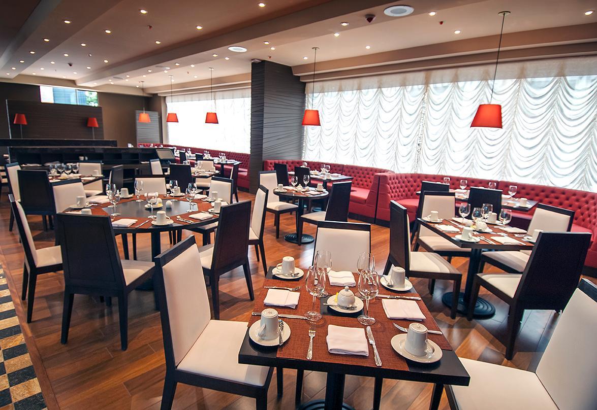 Hotel Doubletree By Hilton Bogota Parque 93 Esterno foto