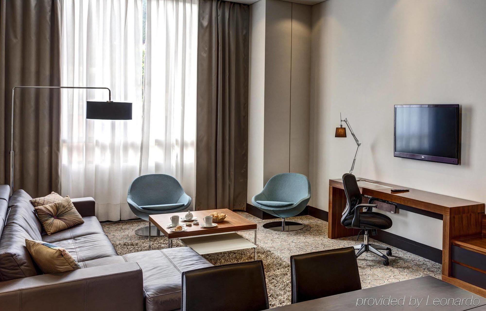 Hotel Doubletree By Hilton Bogota Parque 93 Esterno foto